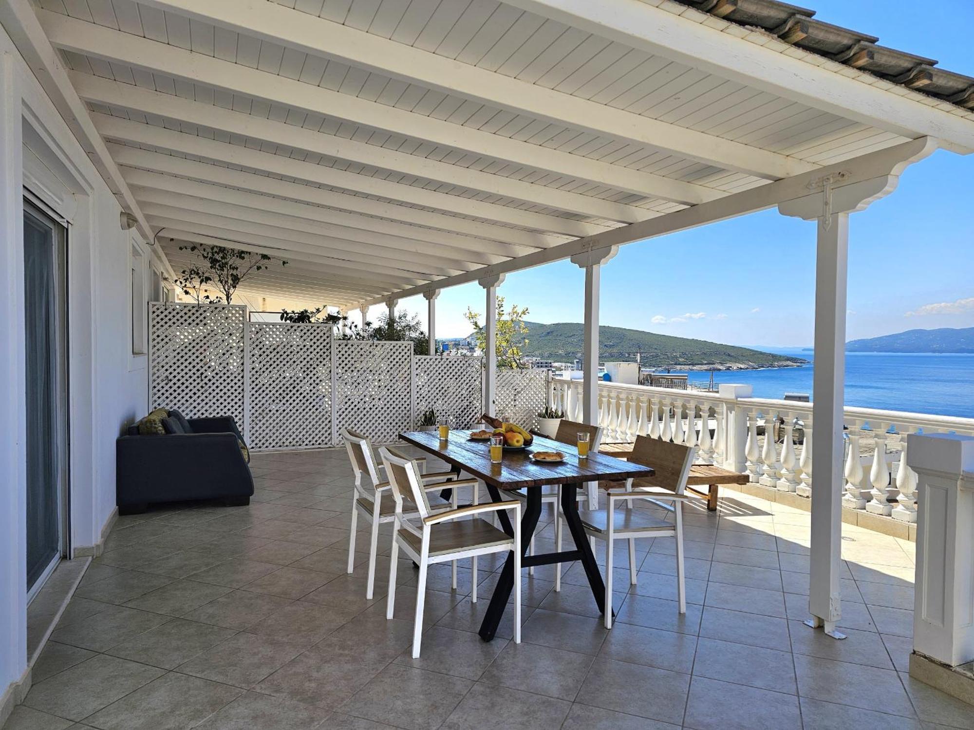 Happy Stay Eri Sarande Exterior photo