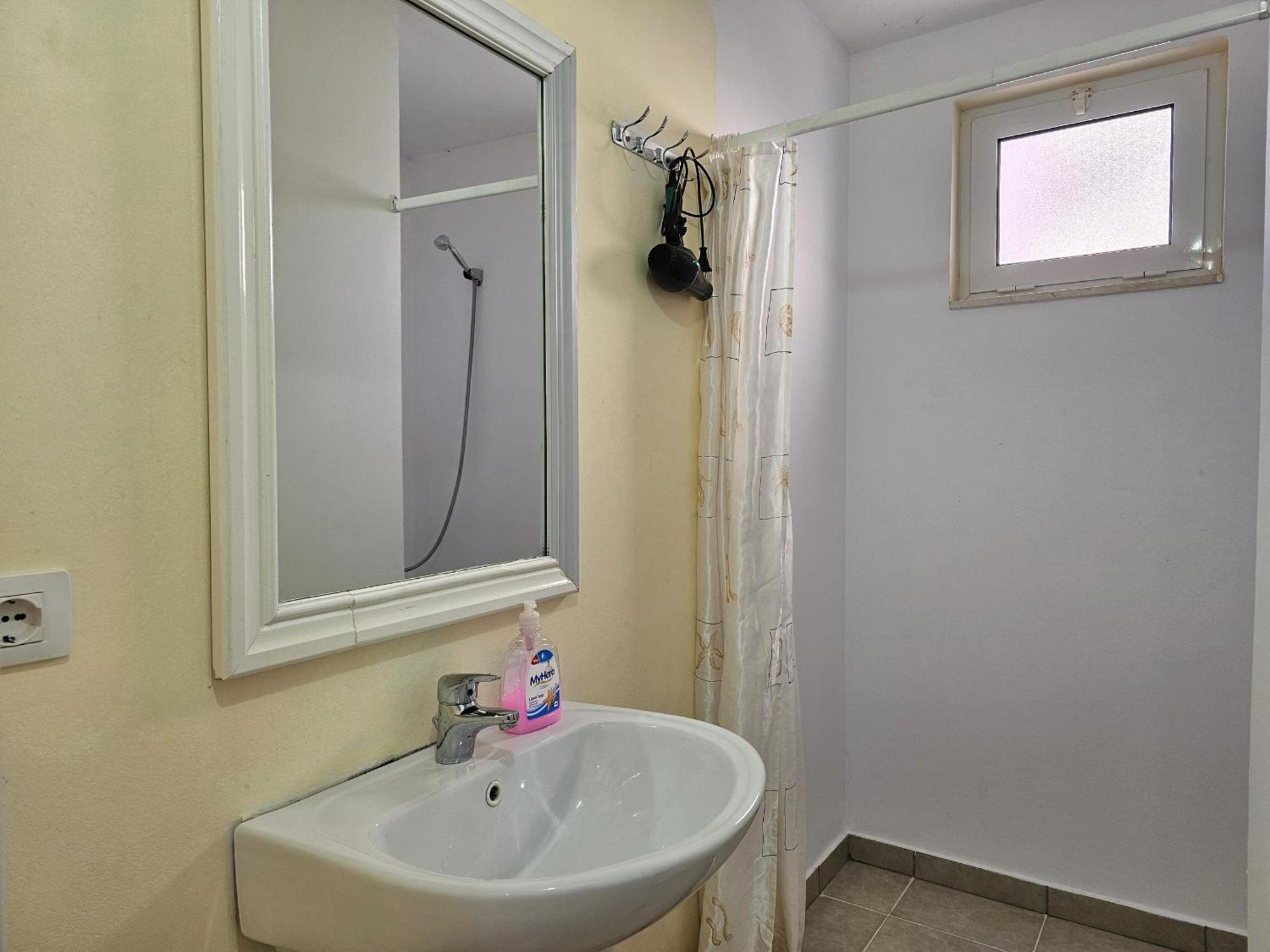 Happy Stay Eri Sarande Exterior photo