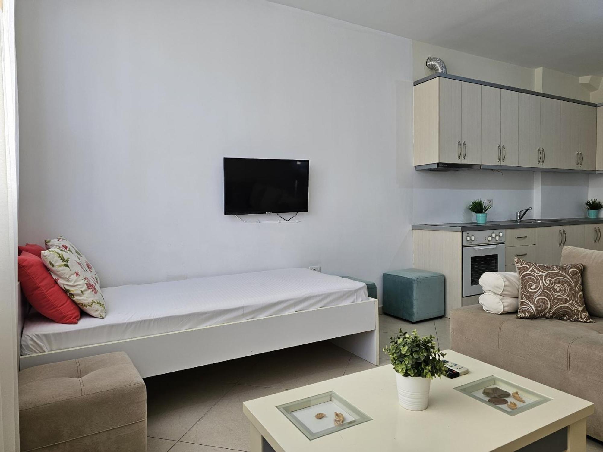 Happy Stay Eri Sarande Exterior photo