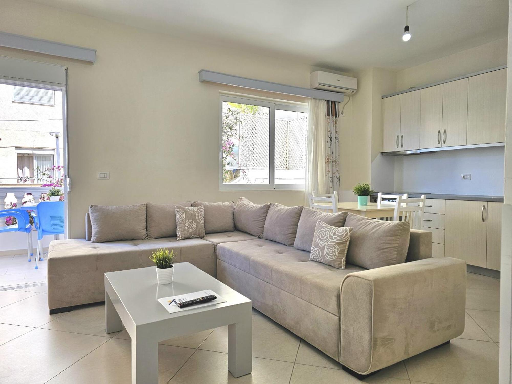 Happy Stay Eri Sarande Exterior photo