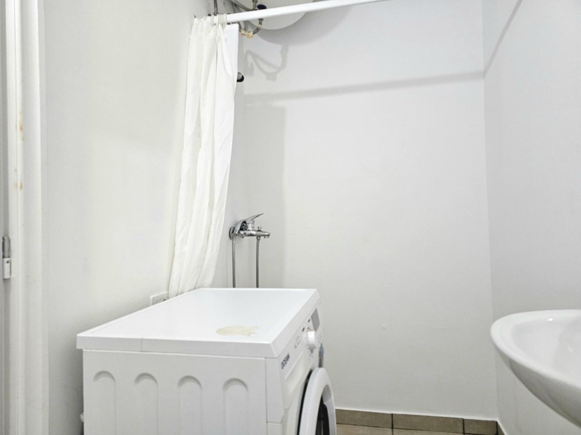 Happy Stay Eri Sarande Exterior photo