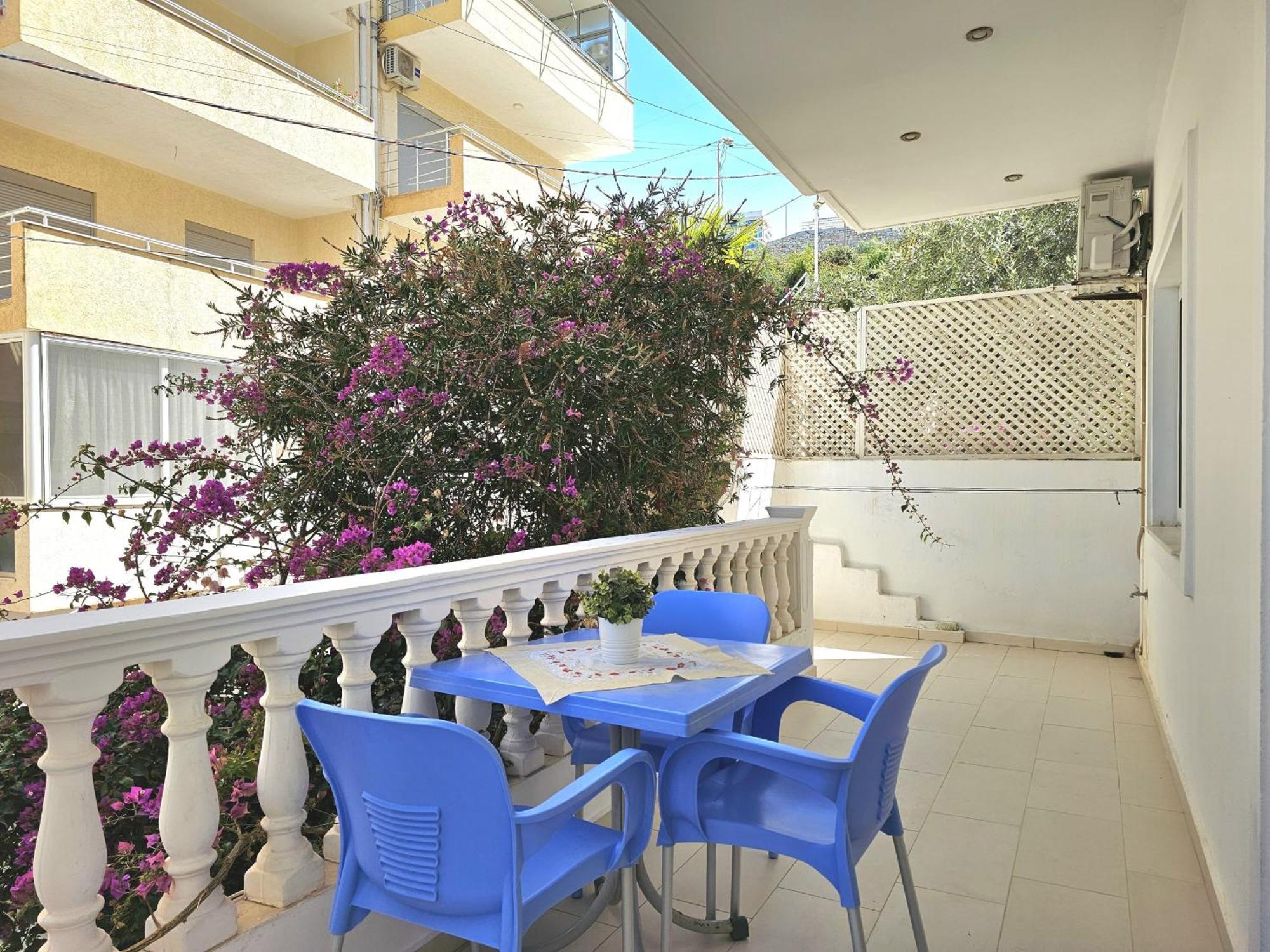 Happy Stay Eri Sarande Exterior photo